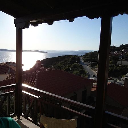 Apartamento Pansion Irini Uranópolis Exterior foto