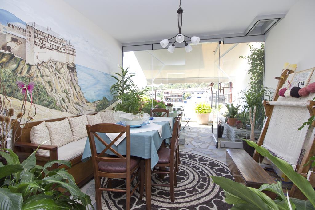 Apartamento Pansion Irini Uranópolis Exterior foto