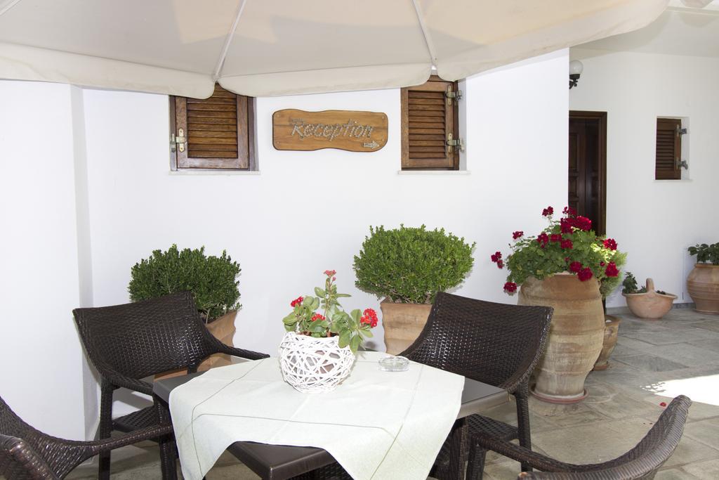 Apartamento Pansion Irini Uranópolis Exterior foto